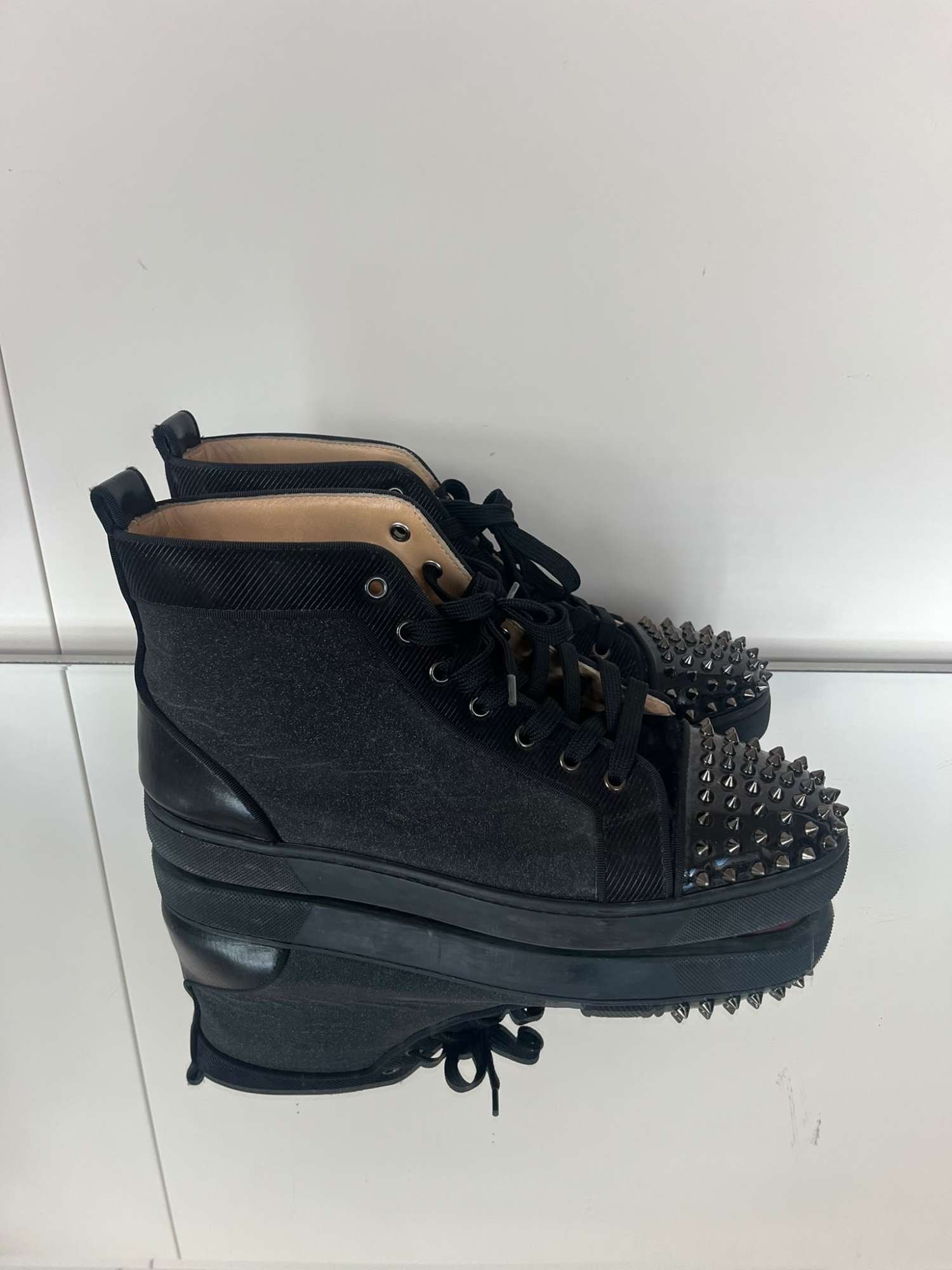 Louboutin tenisky