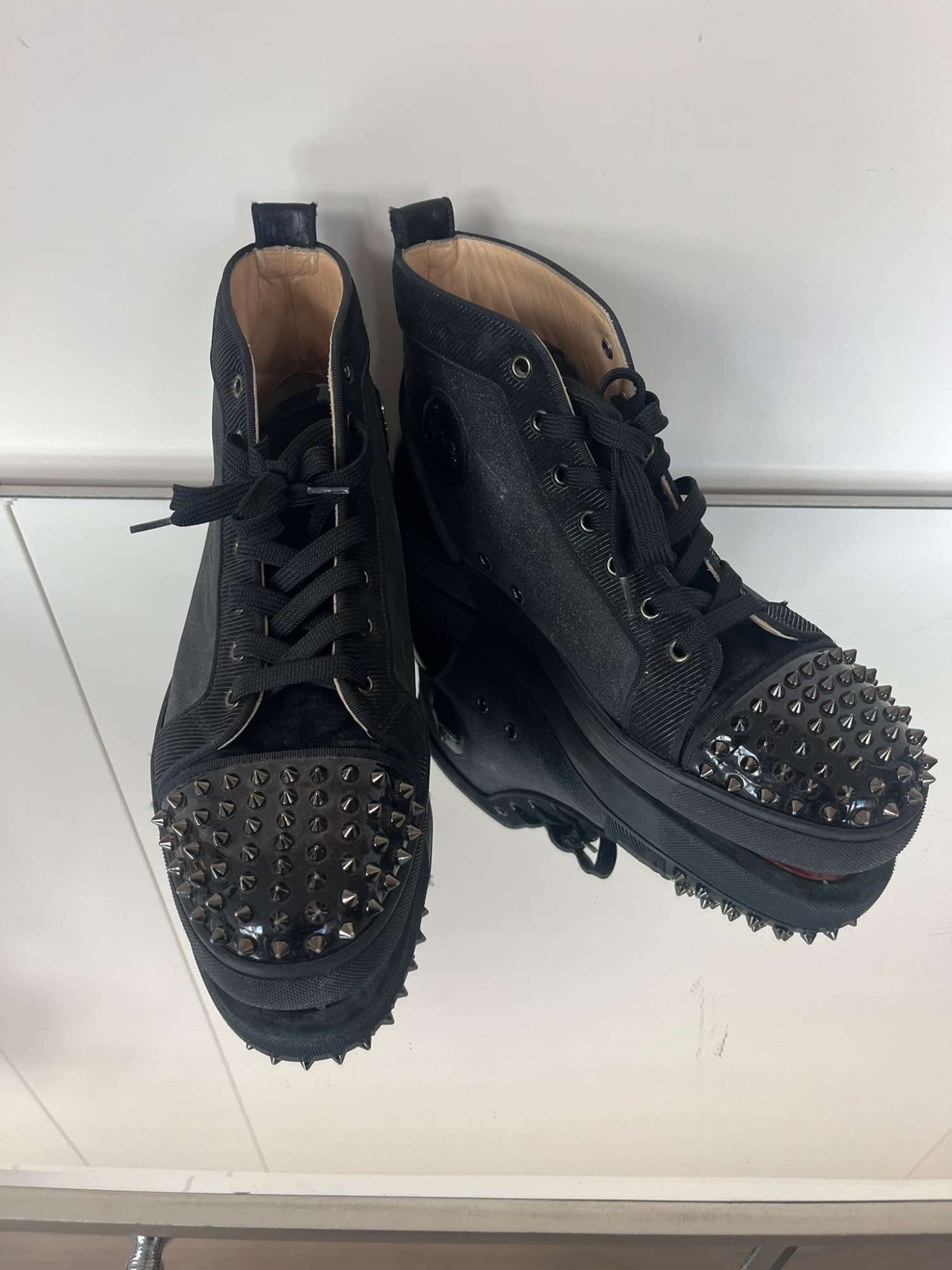 Louboutin tenisky