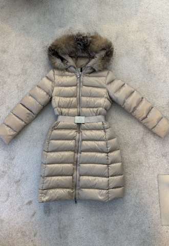 https://vipluxury.sk/Moncler zimna bunda