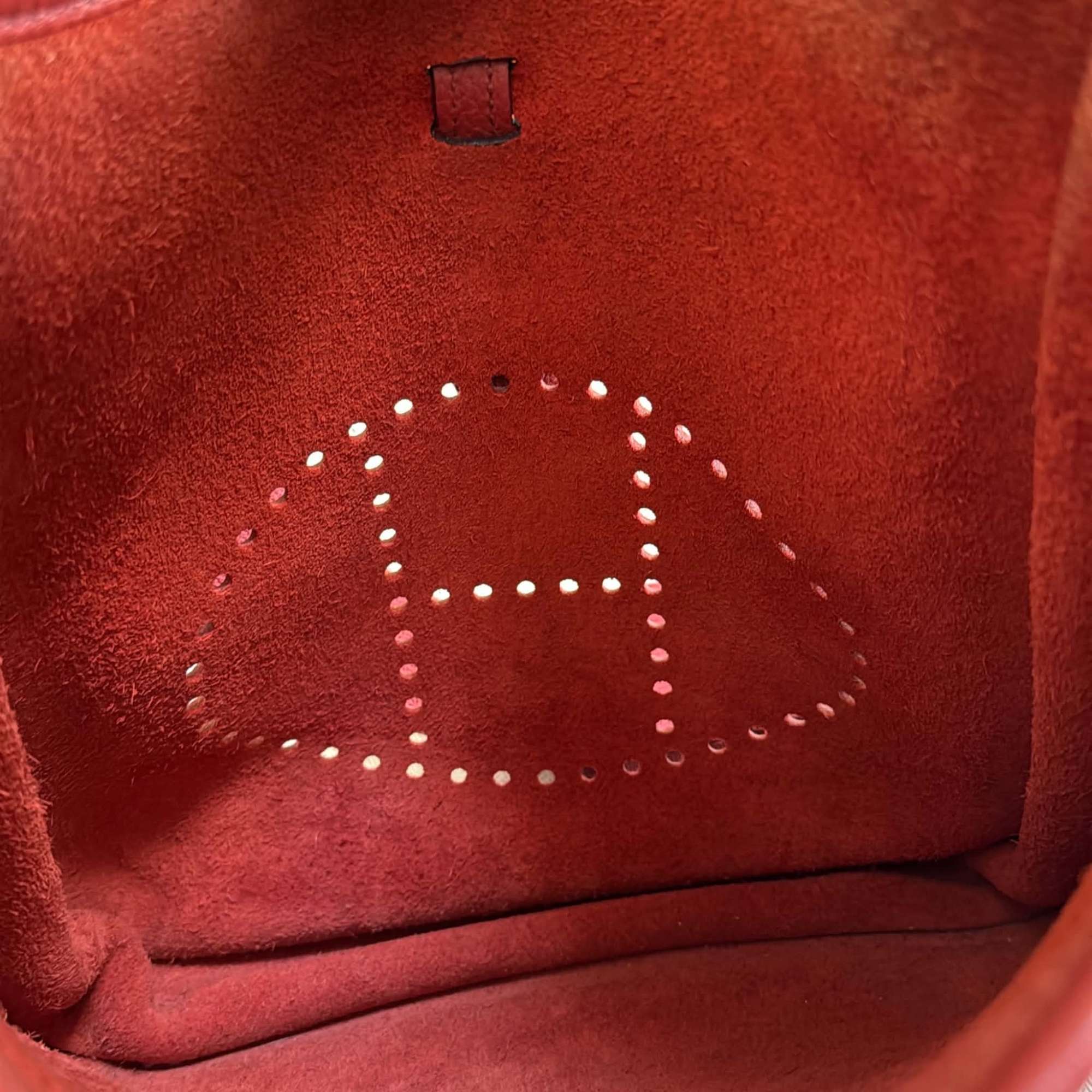Hermés Evelyne 29 ||| řada