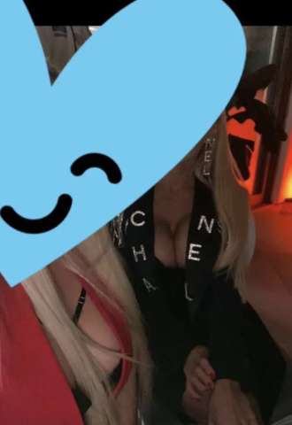 https://vipluxury.sk/Chanel brošňa