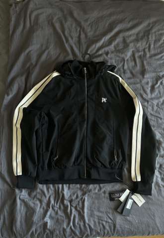 https://vipluxury.sk/Palm angels bunda, velkost Xl, cena dohodou