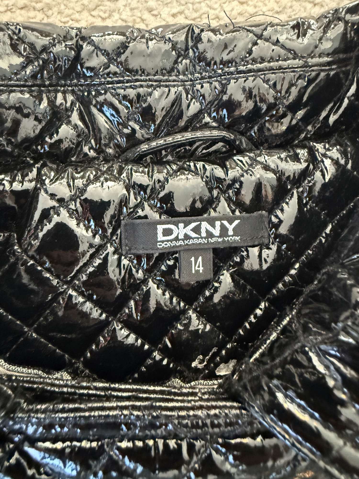 DKNY bunda