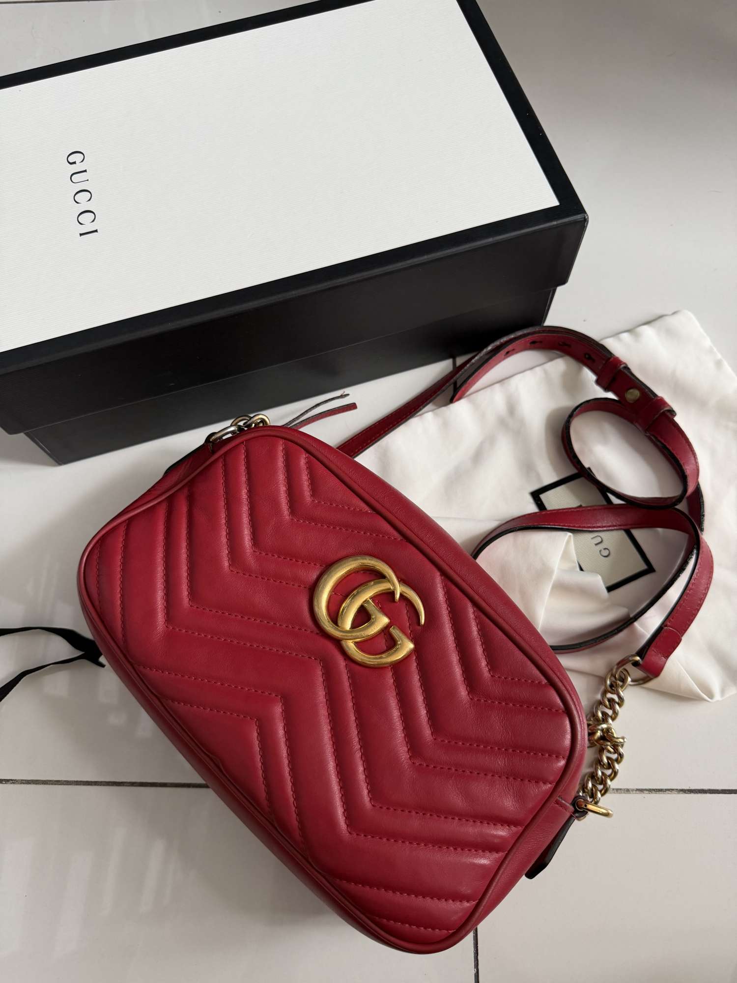 Kabelka Gucci Marmont