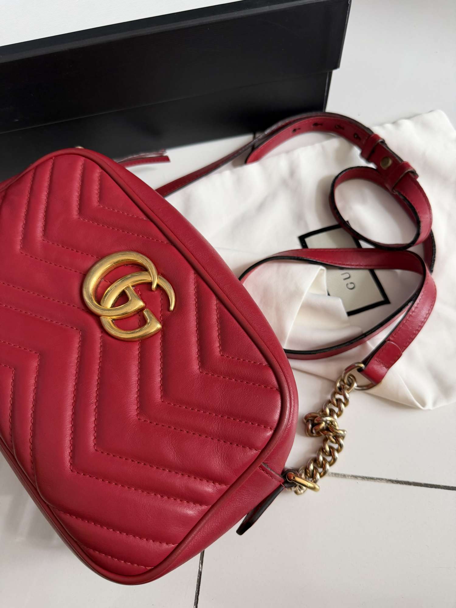 Kabelka Gucci Marmont
