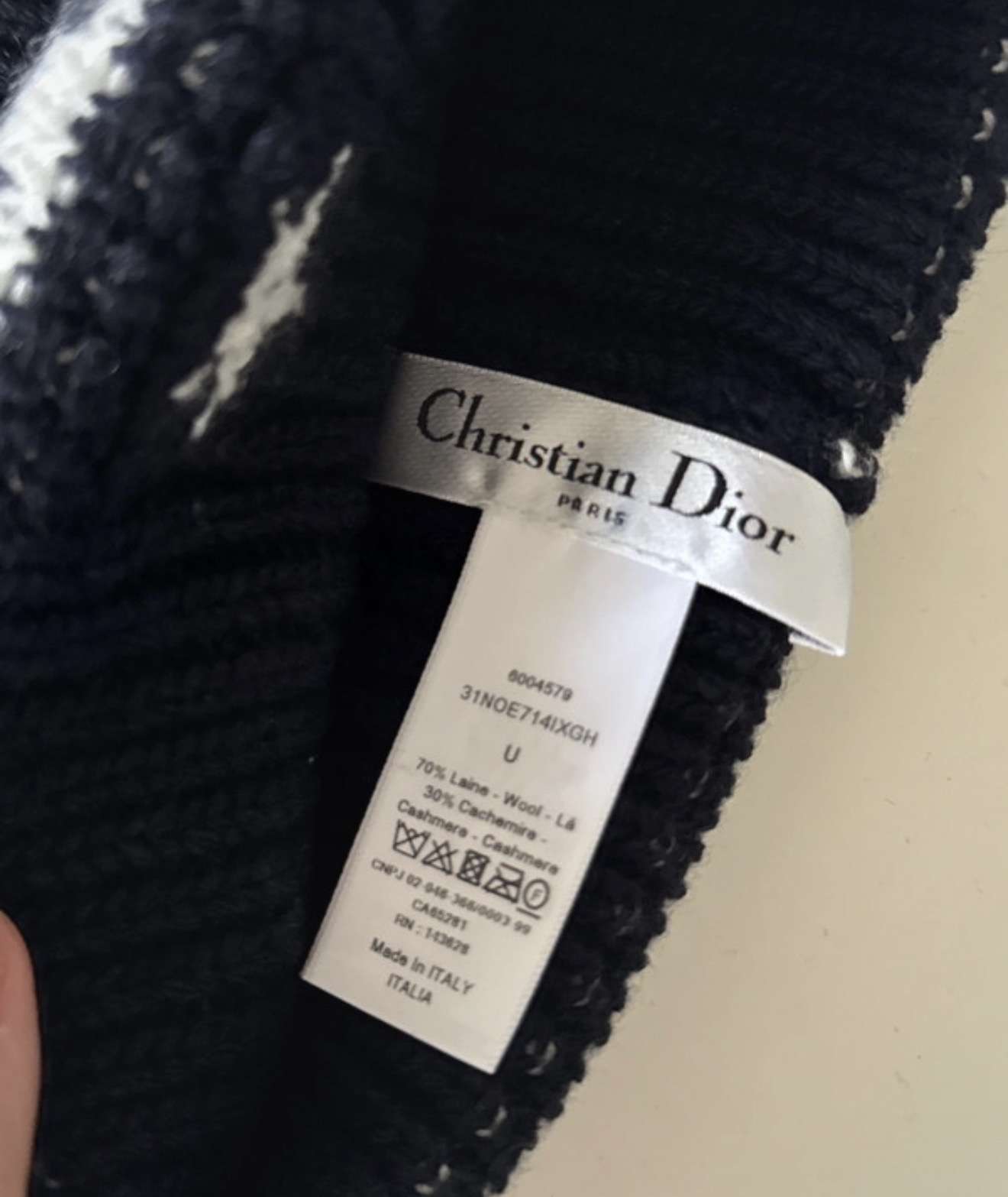Dior čiapka
