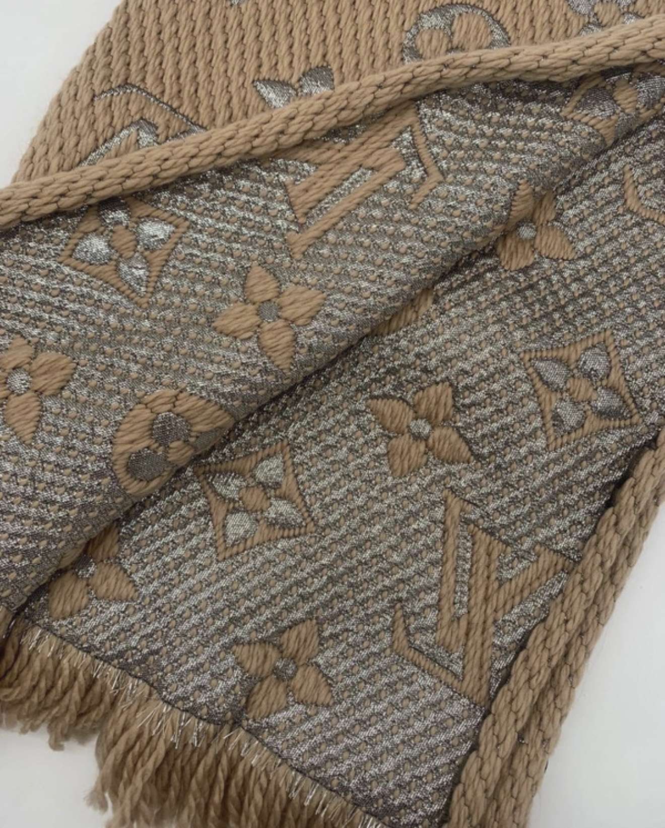 Louis Vuitton šál