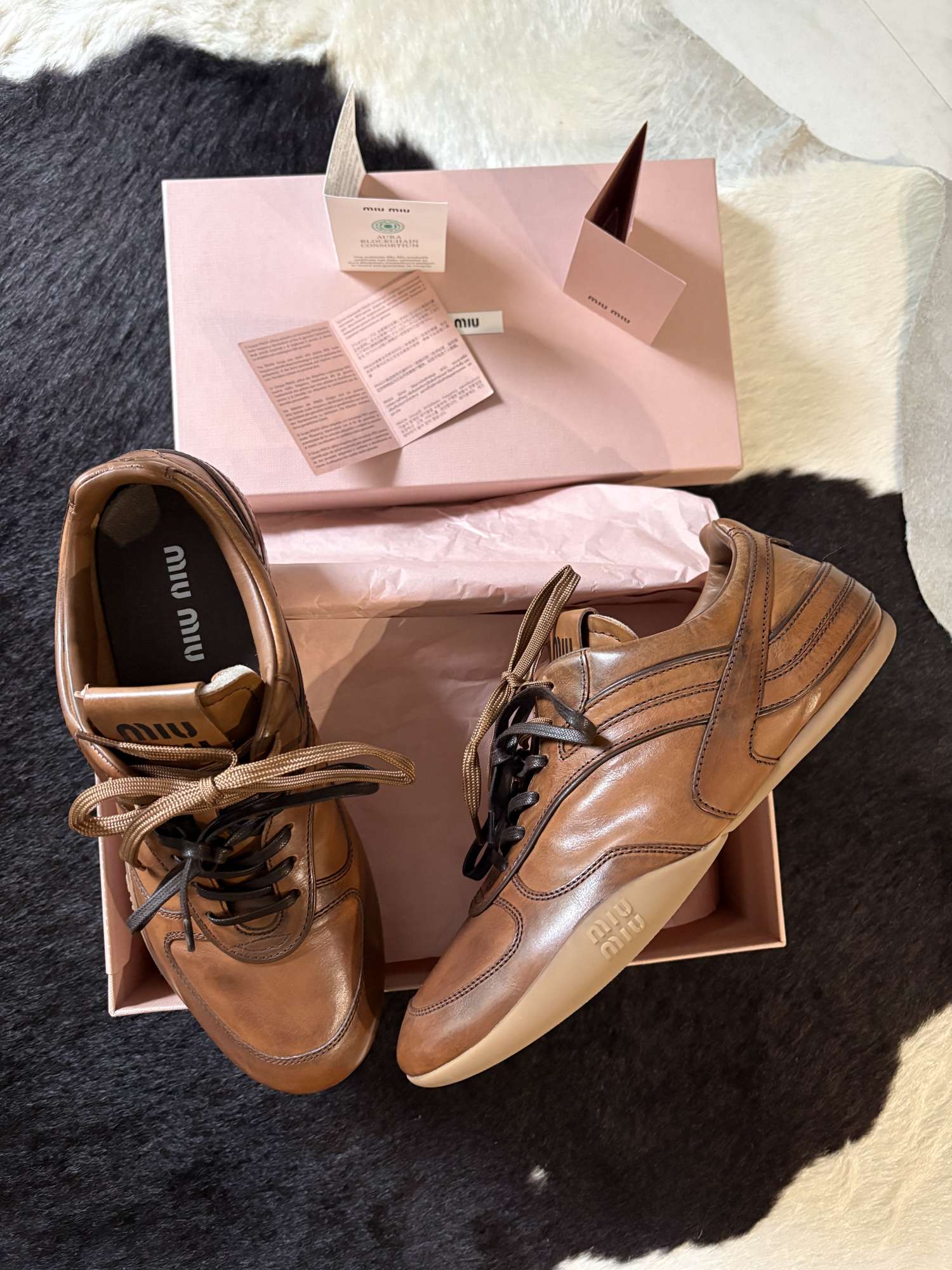 Miu Miu Gymnasium tenisky, pc 1080€