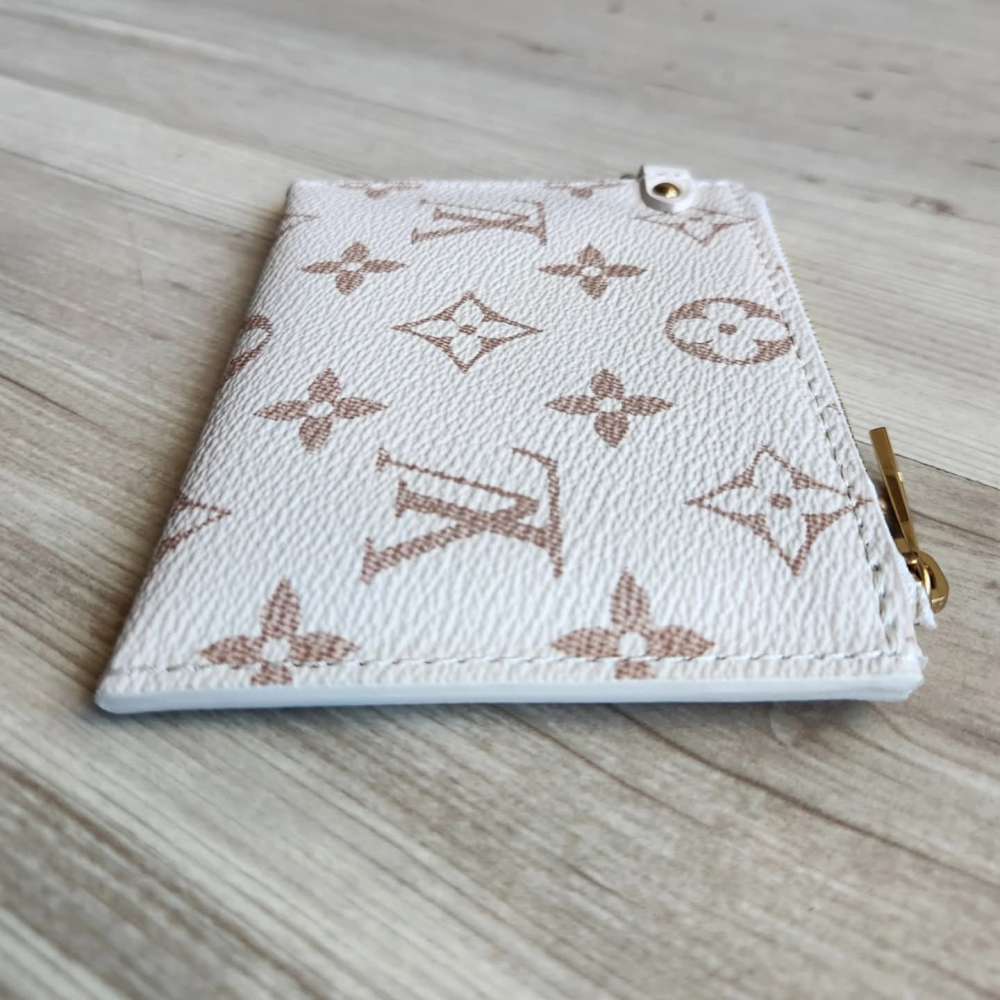 Louis Vuitton Pochette