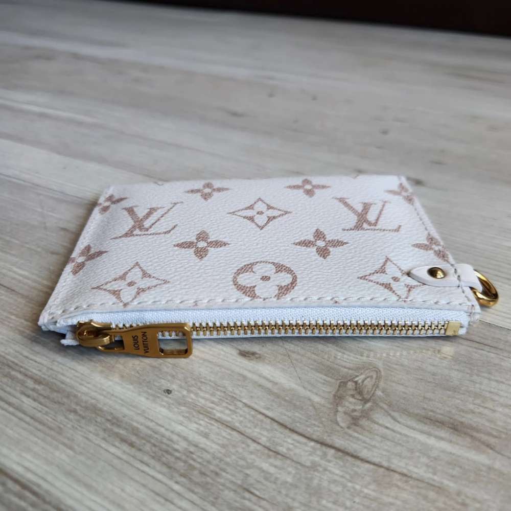 Louis Vuitton Pochette
