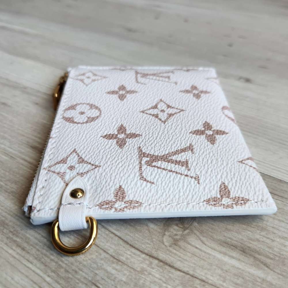Louis Vuitton Pochette
