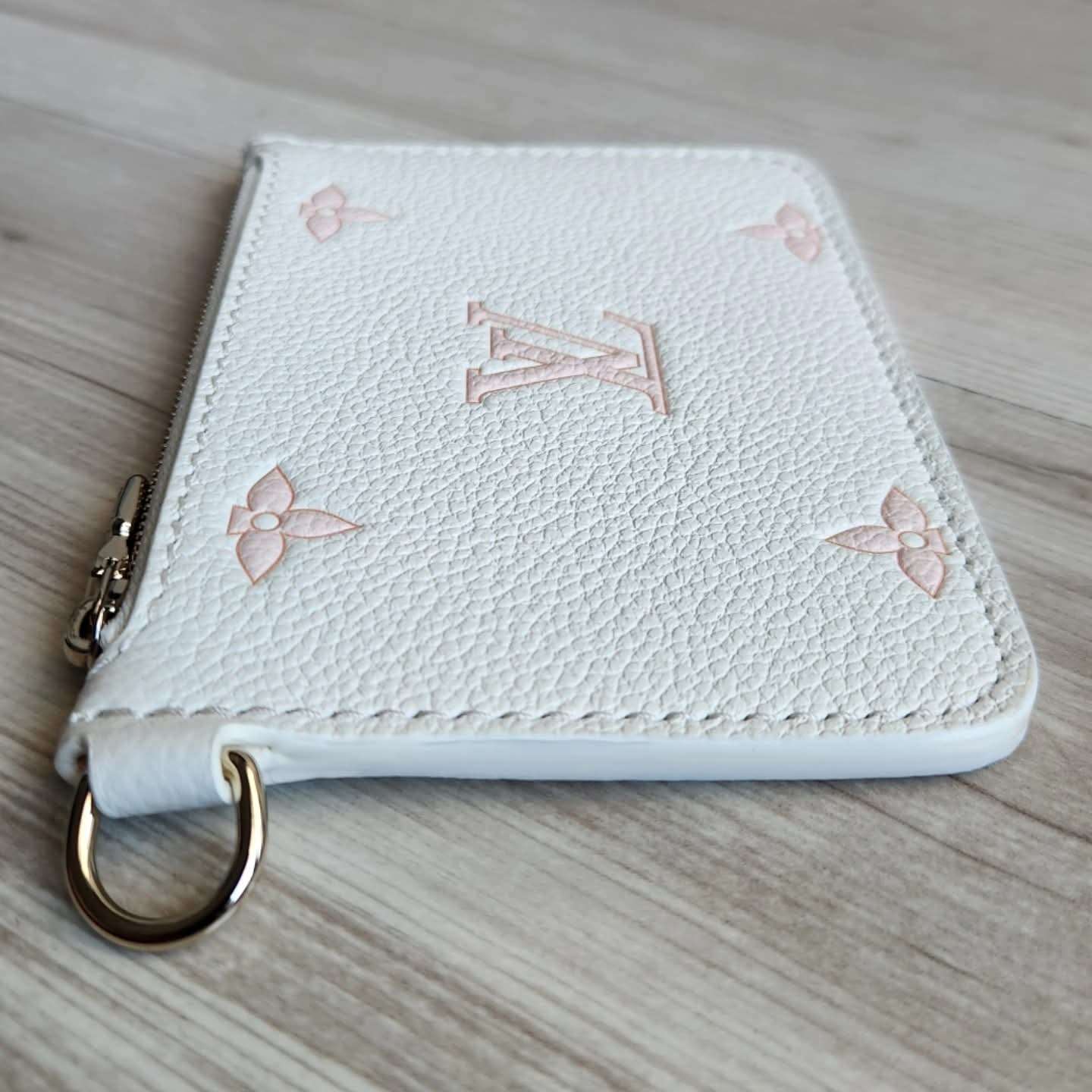Louis Vuitton Pochette