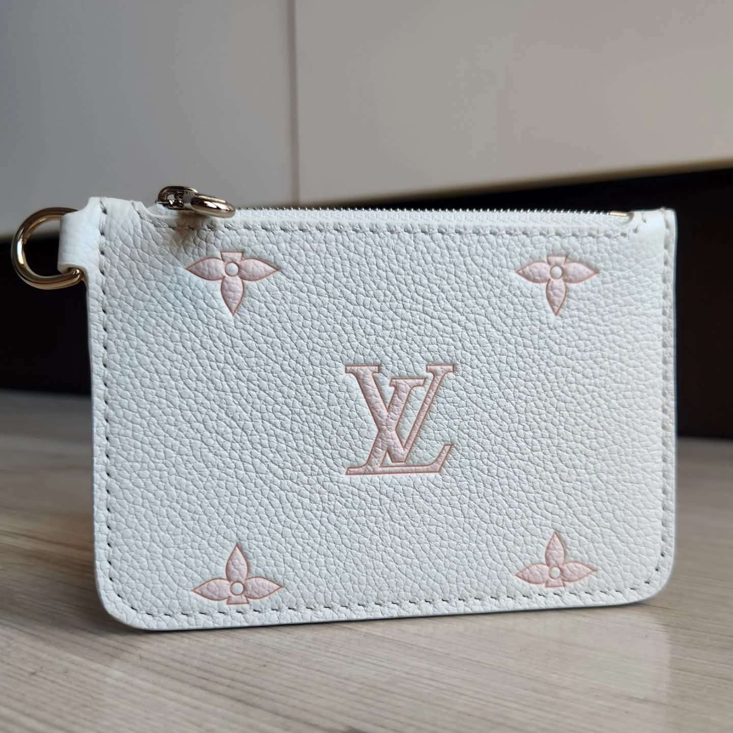 Louis Vuitton Pochette