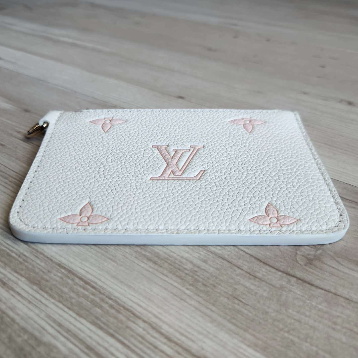 Louis Vuitton Pochette