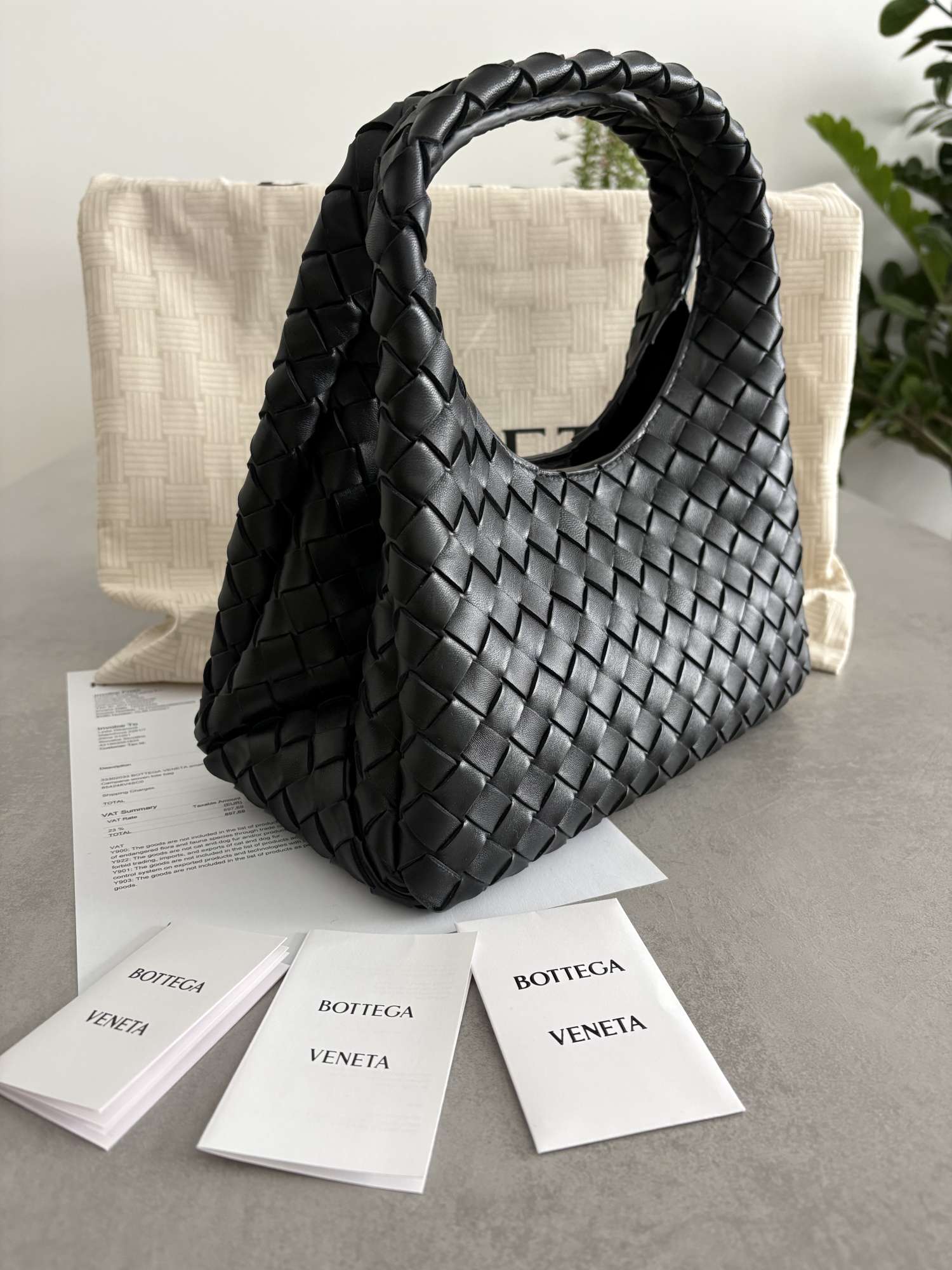Bottega Veneta Campana small, nový model, pc 3500€