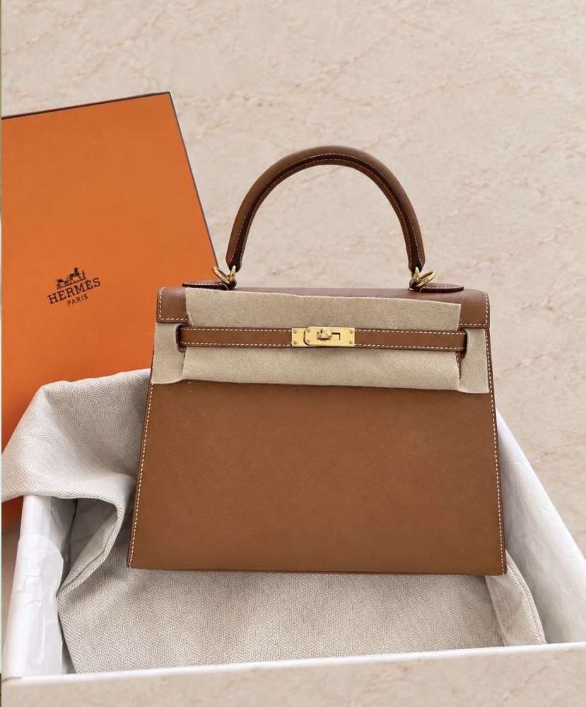 HERMÈS KELLY 25 GOLD GHW