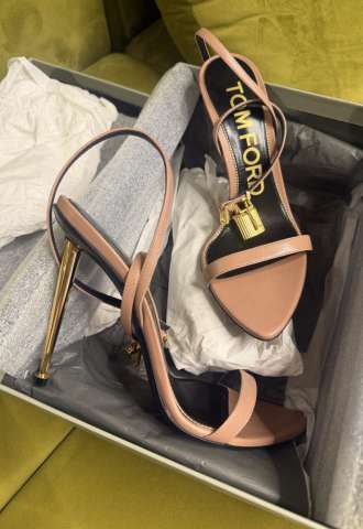 https://vipluxury.sk/Sandálky Tom Ford