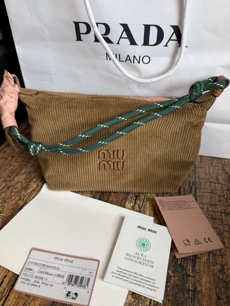 Miu Miu kabelka