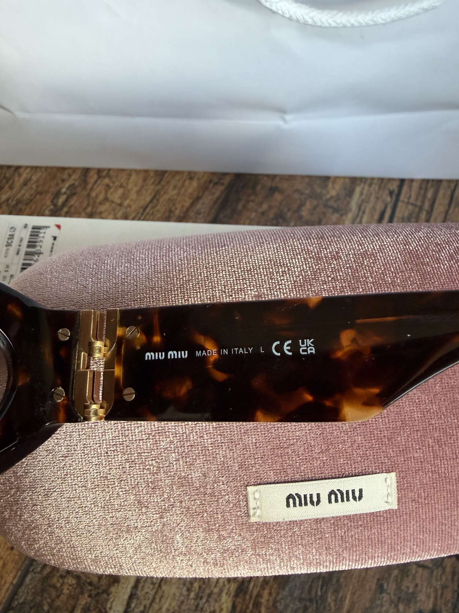 Miu Miu okuliare