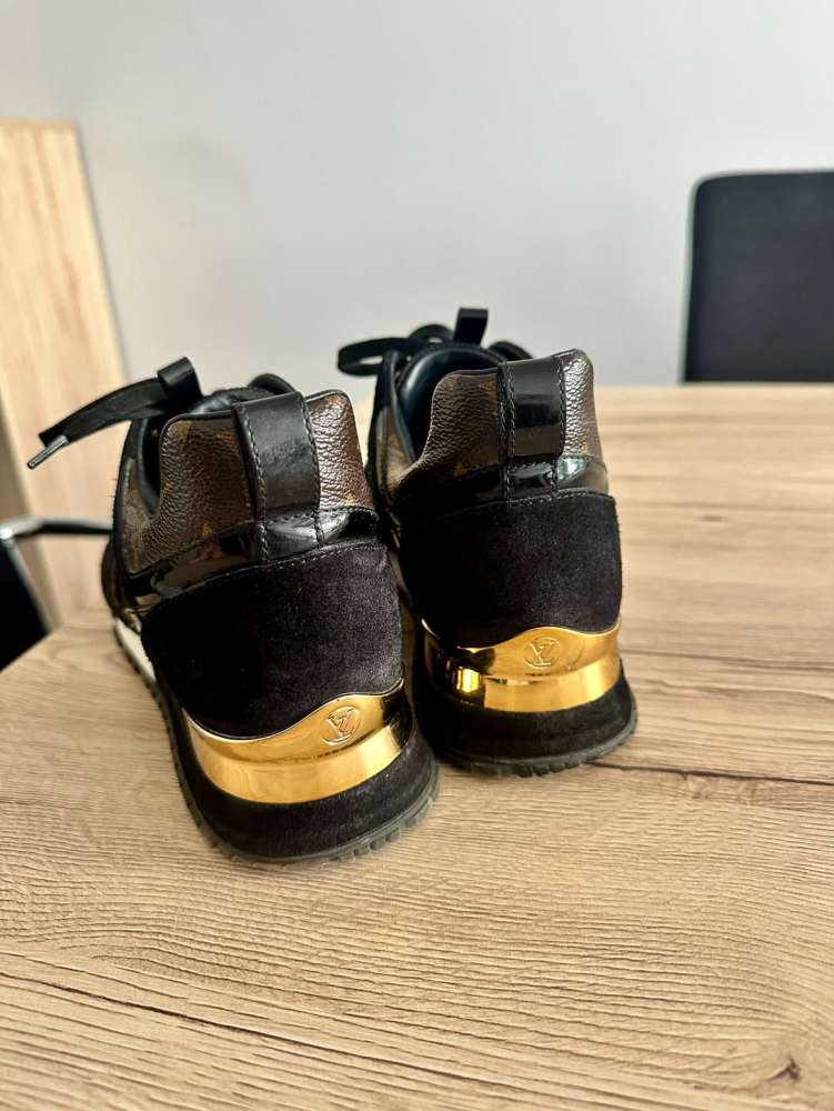 Louis Vuitton sneakers