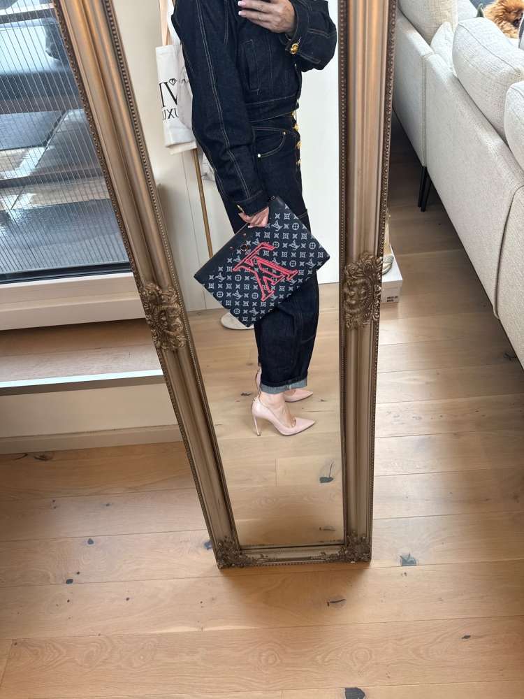 Louis Vuitton clutch
