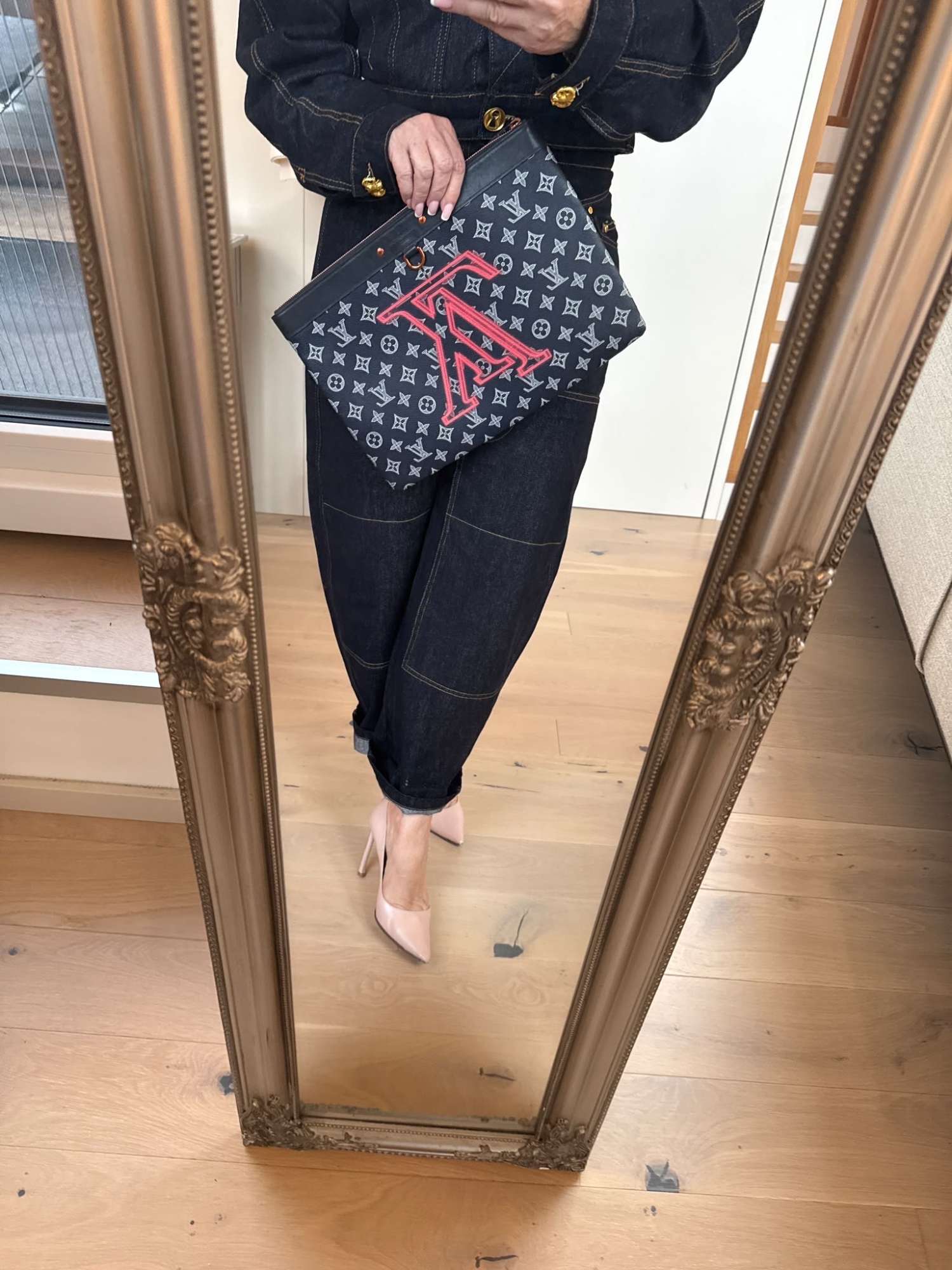 Louis Vuitton clutch