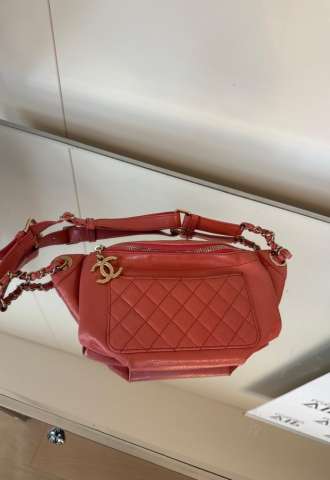 https://vipluxury.sk/Chanel belt bag