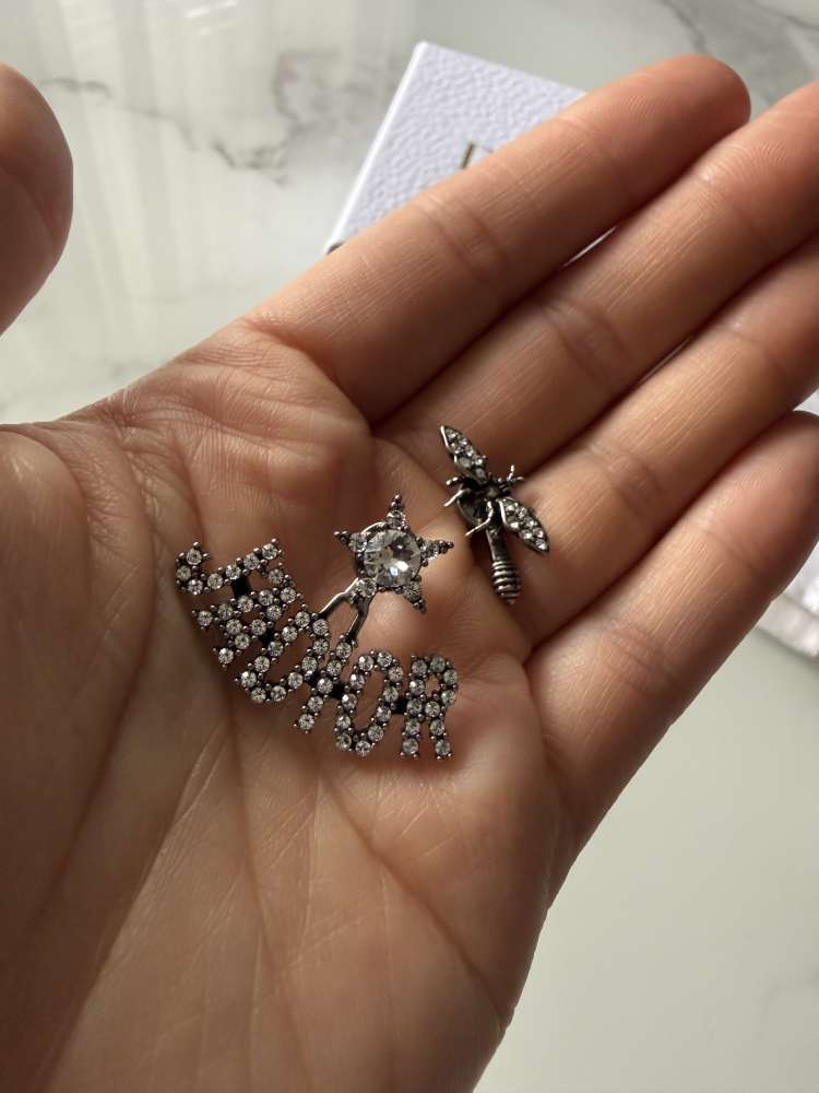 Dior náuštnice
