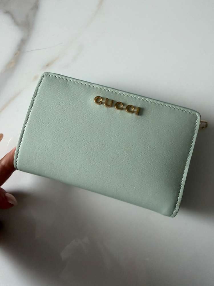 Gucci penazenka