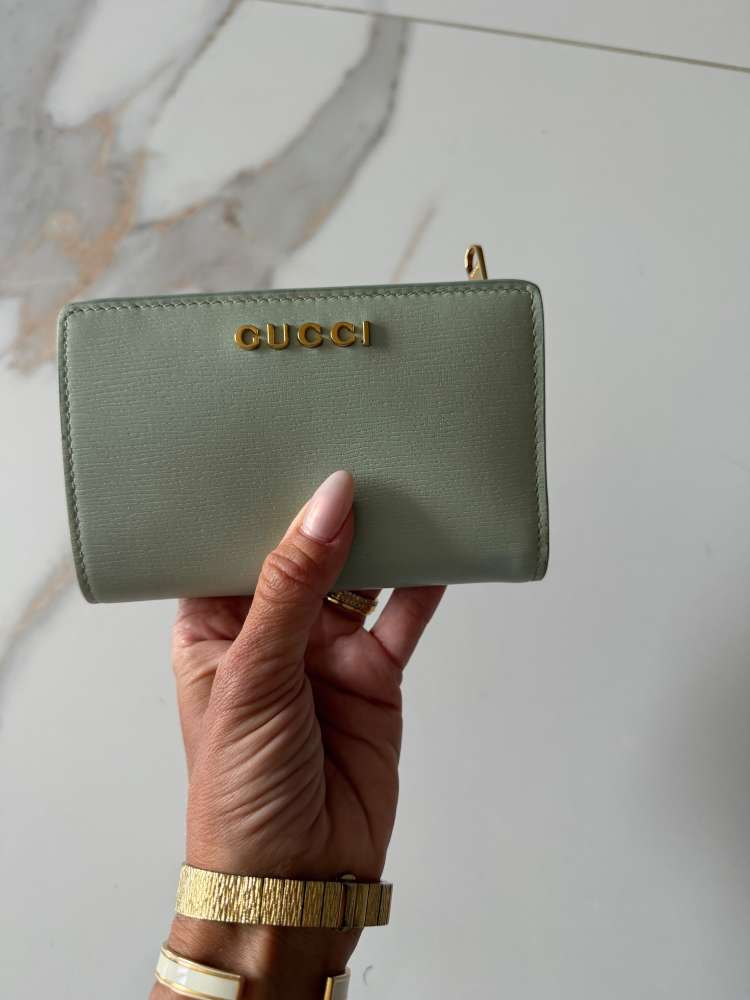 Gucci penazenka