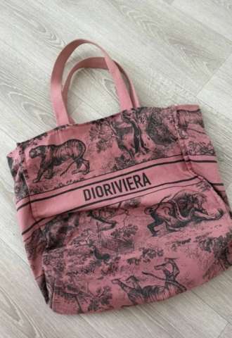 https://vipluxury.sk/Dior plazova taška