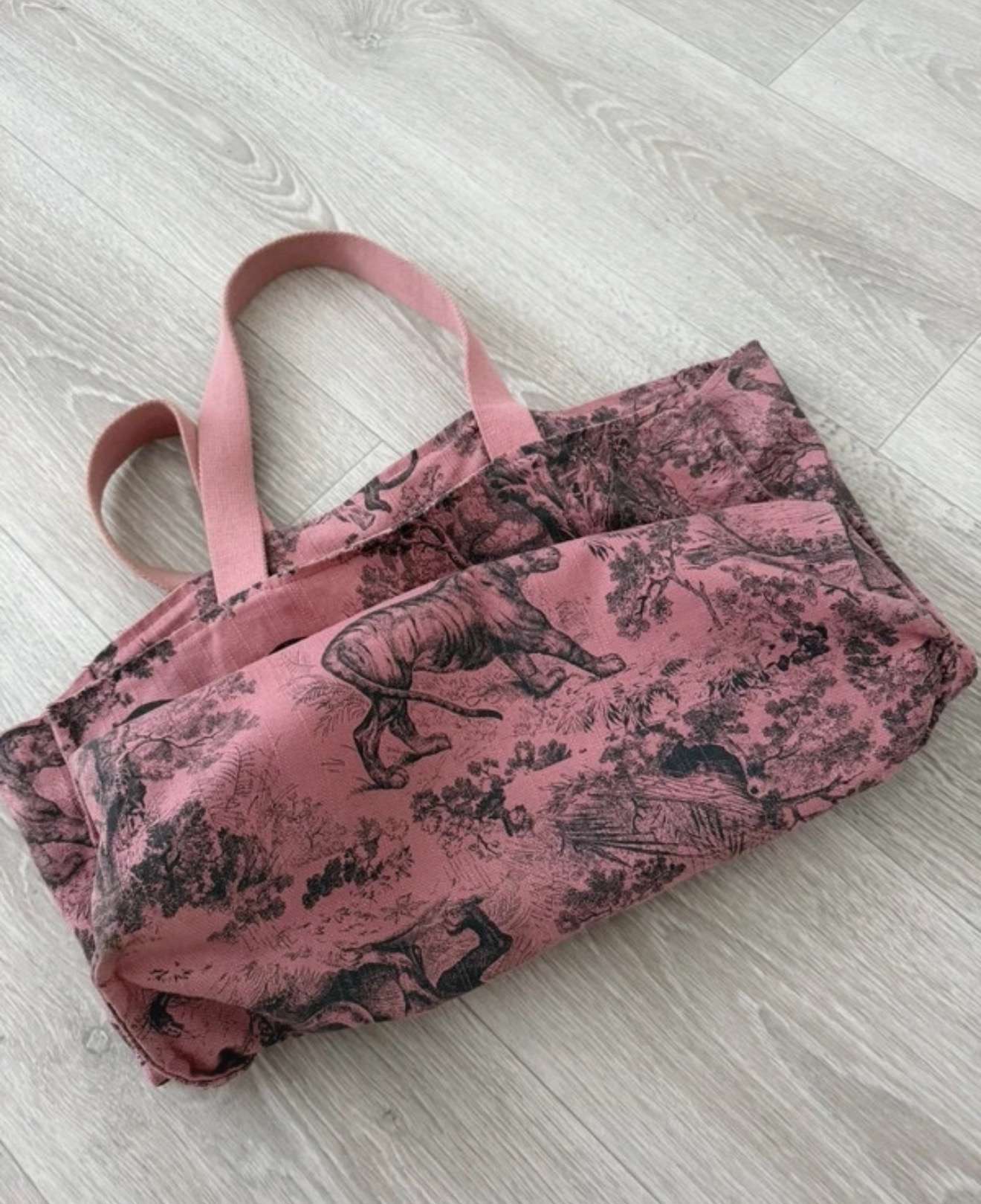 Dior plazova taška