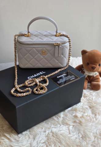 https://vipluxury.sk/Chanel vanity bag
