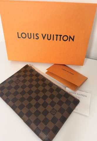 https://vipluxury.sk/Louis Vuitton clutch