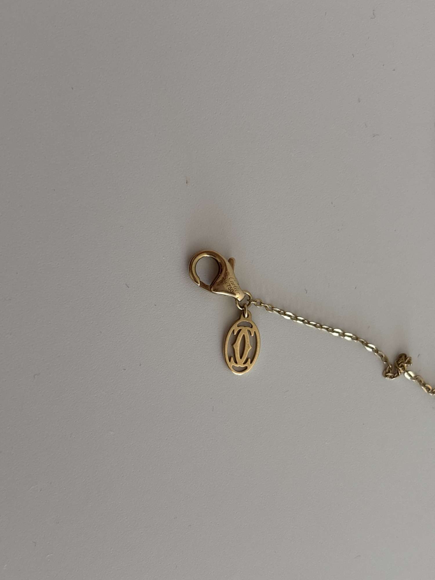 Náramok Trinity na zlatej retiazke