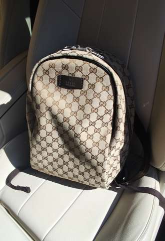 https://vipluxury.sk/Backpack Gucci monogram