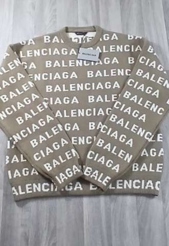 https://vipluxury.sk/Balenciaga sveter