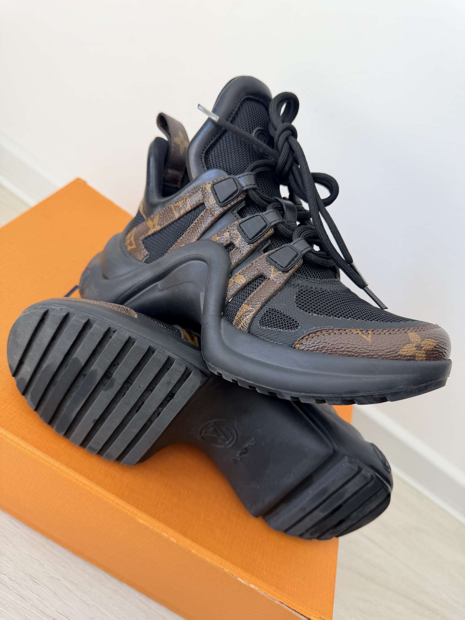 Louis vuitton tenisky