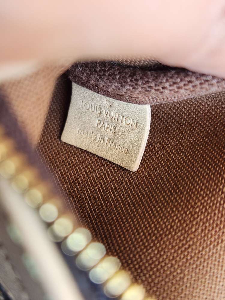 Louis Vuitton Pochette