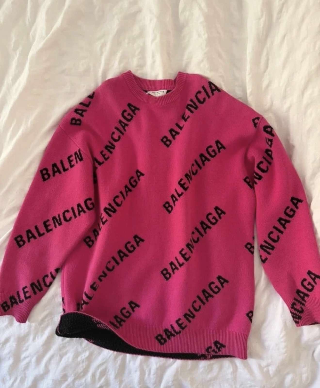Balenciaga sveter