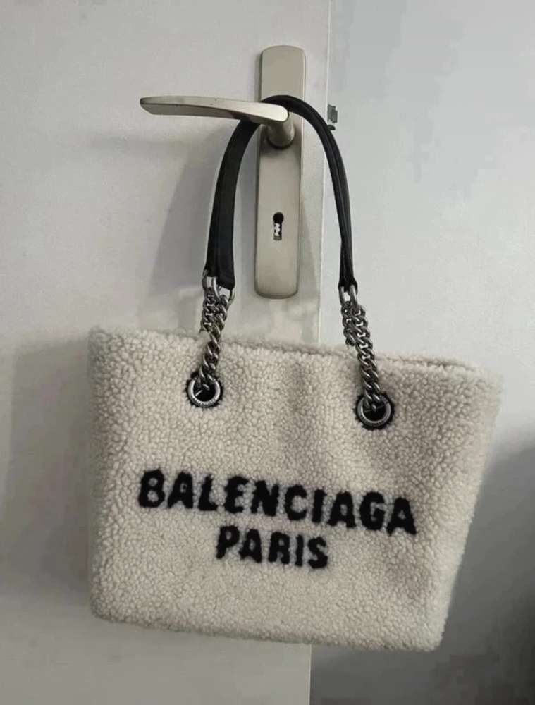 Balenciaga kabelka
