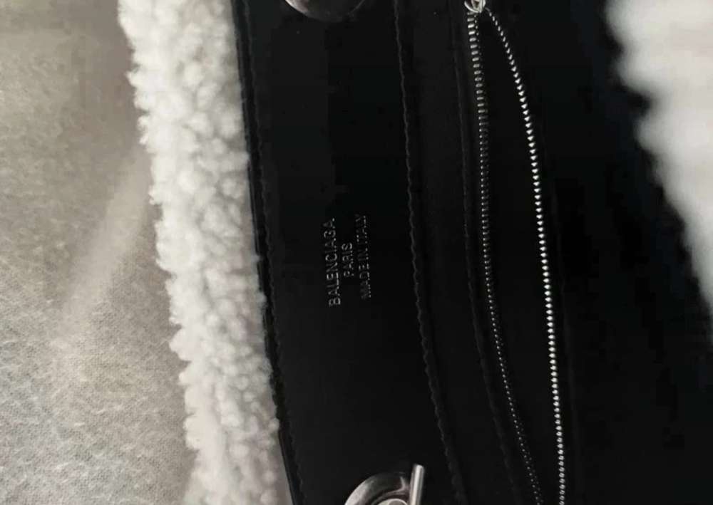Balenciaga kabelka