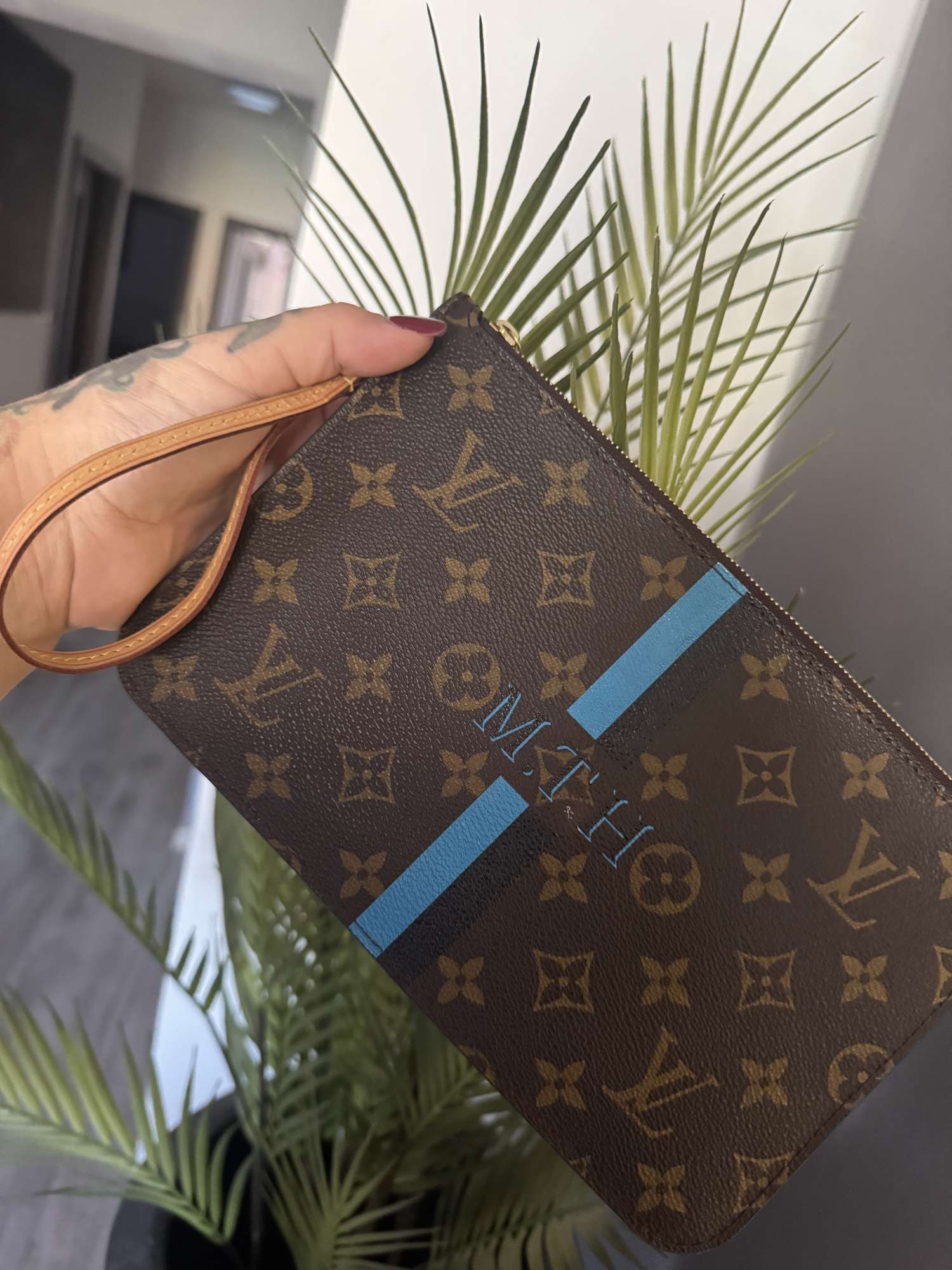 Louis Vuitton Pochette