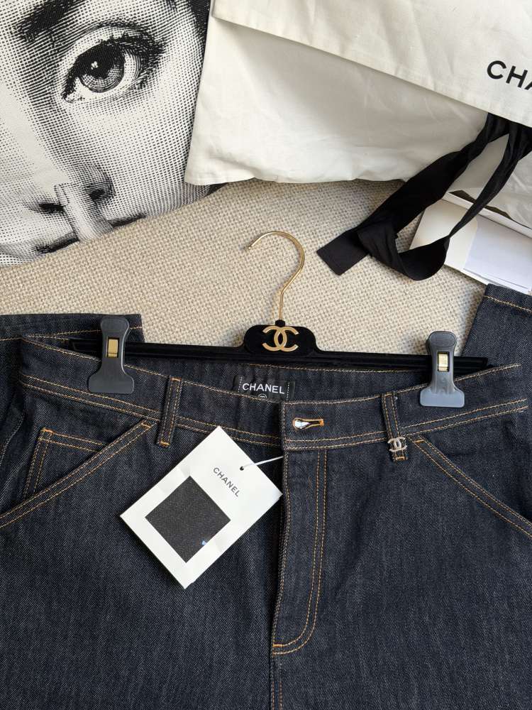 Chanel Jeans