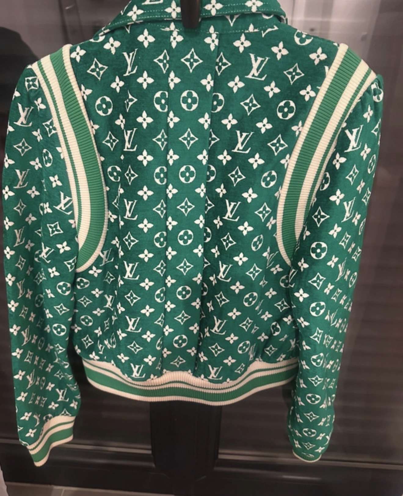 Louis Vuitton Bunda