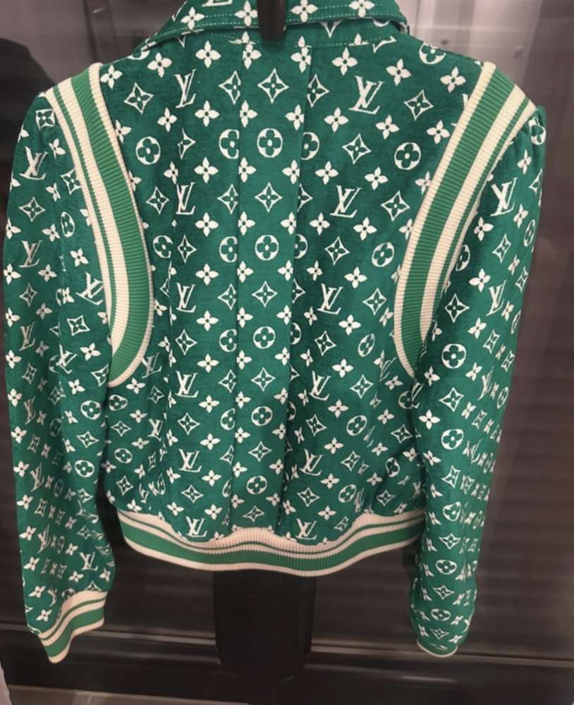 Louis Vuitton Bunda
