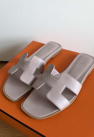 https://vipluxury.sk/Hermes oran