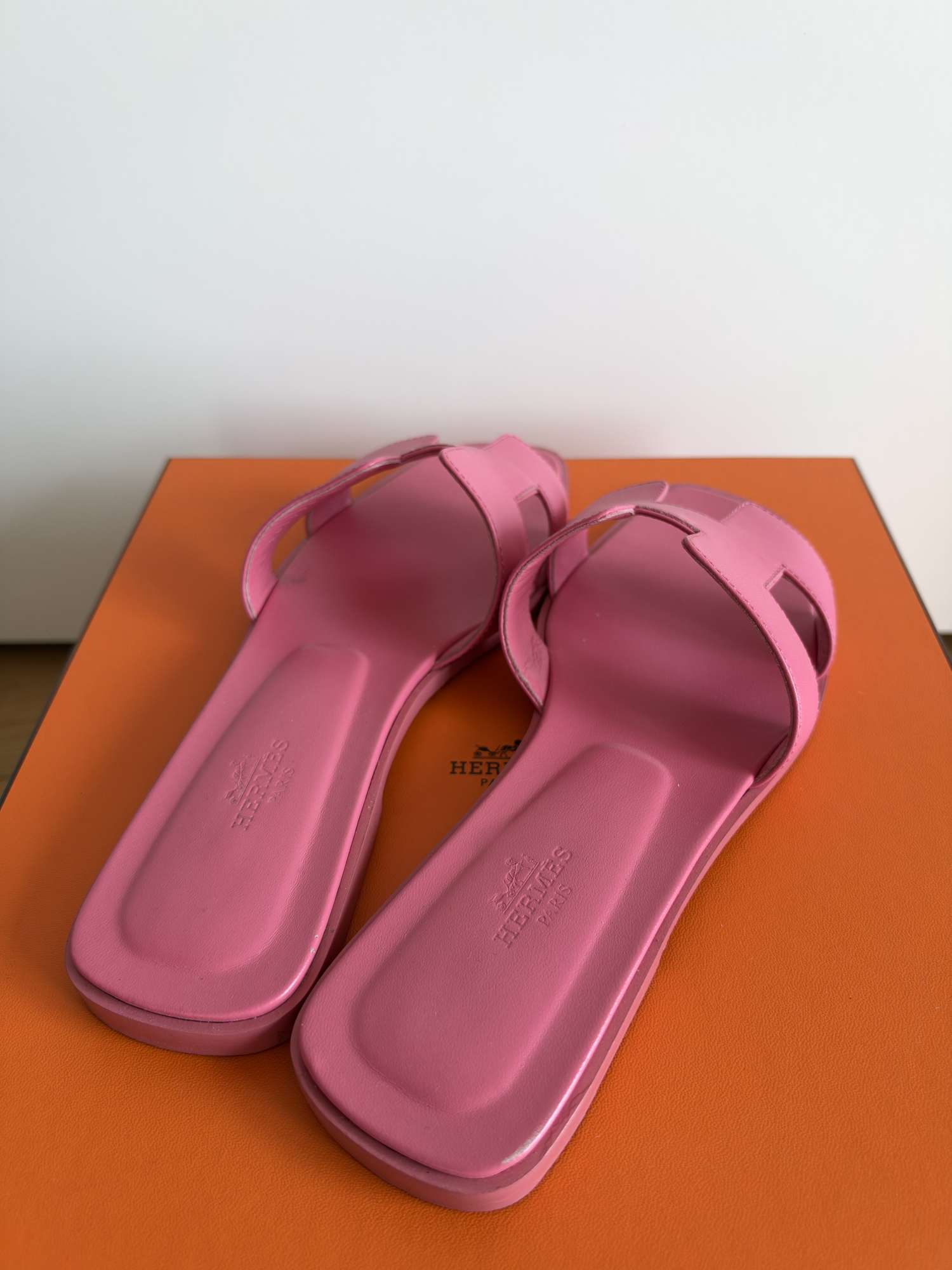 Hermes oran pink sandals