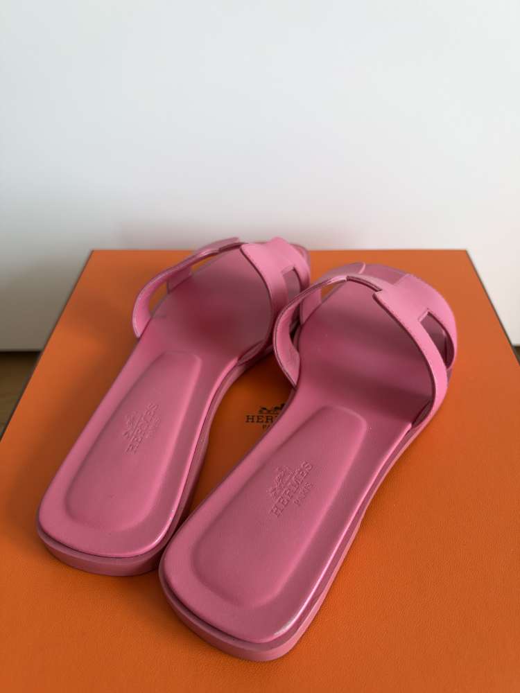 Hermes oran pink sandals