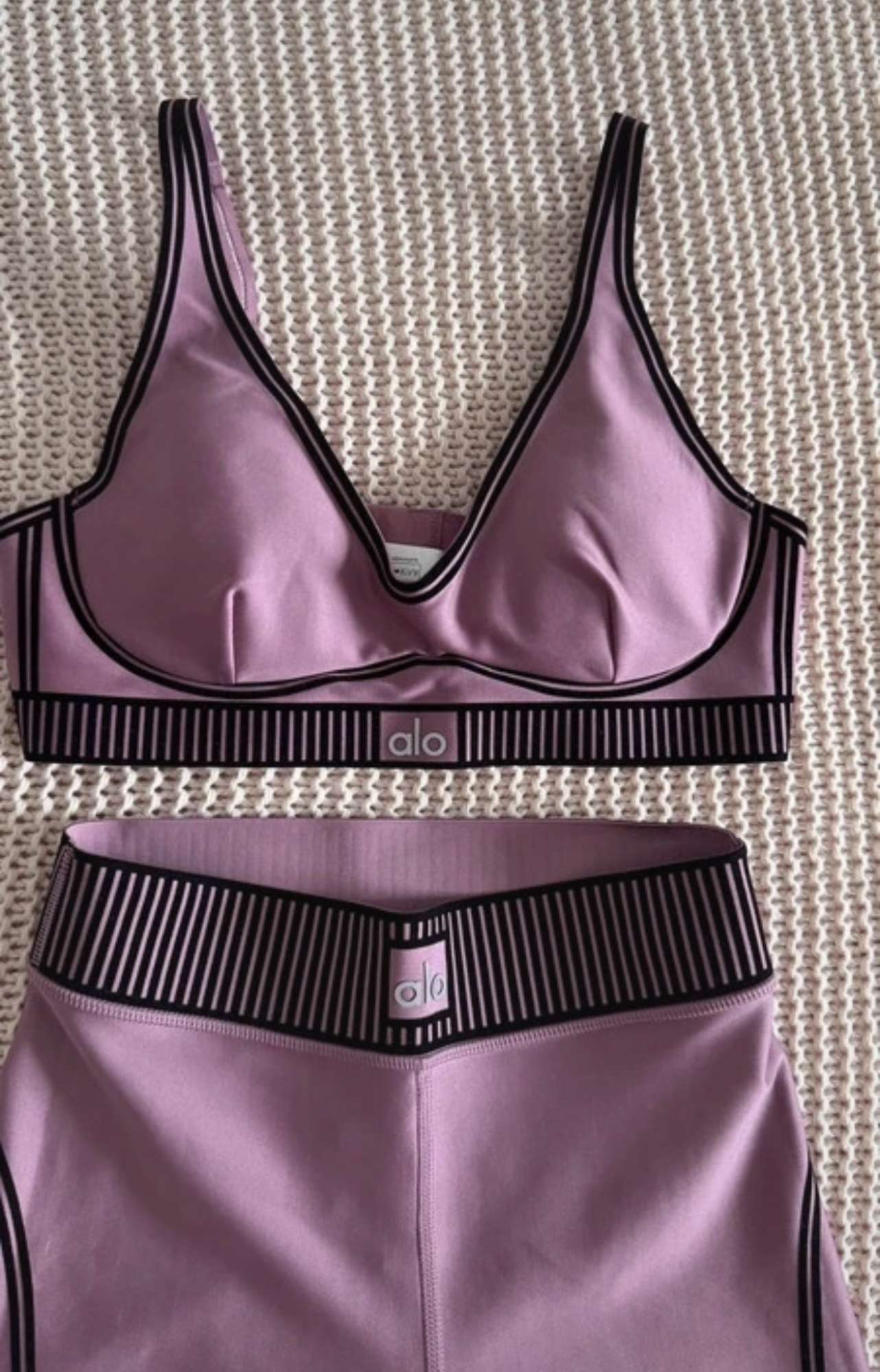 Alo set